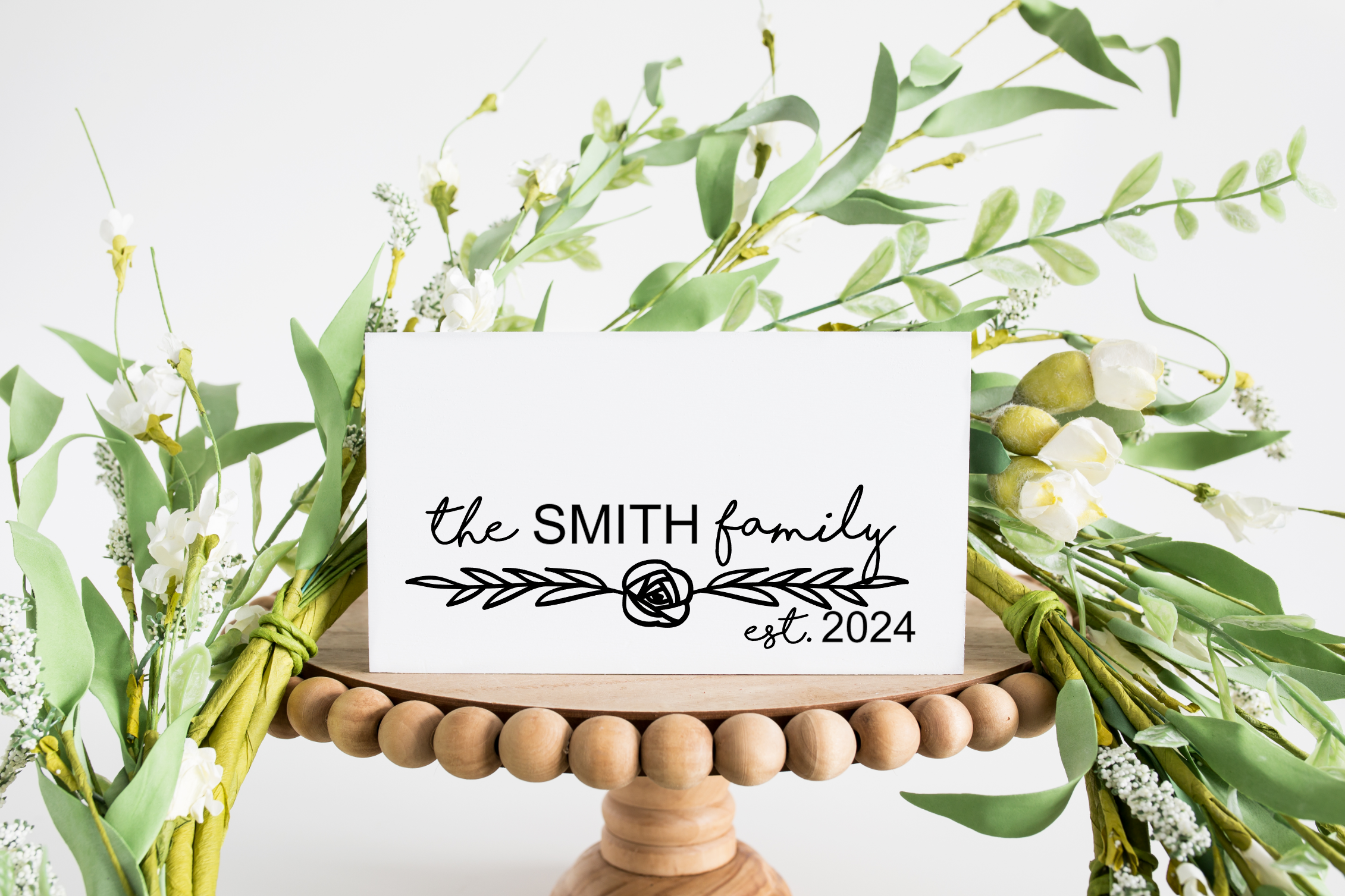 Family Point Sign Personalized Family Sign JHD0020 – Boarded Up